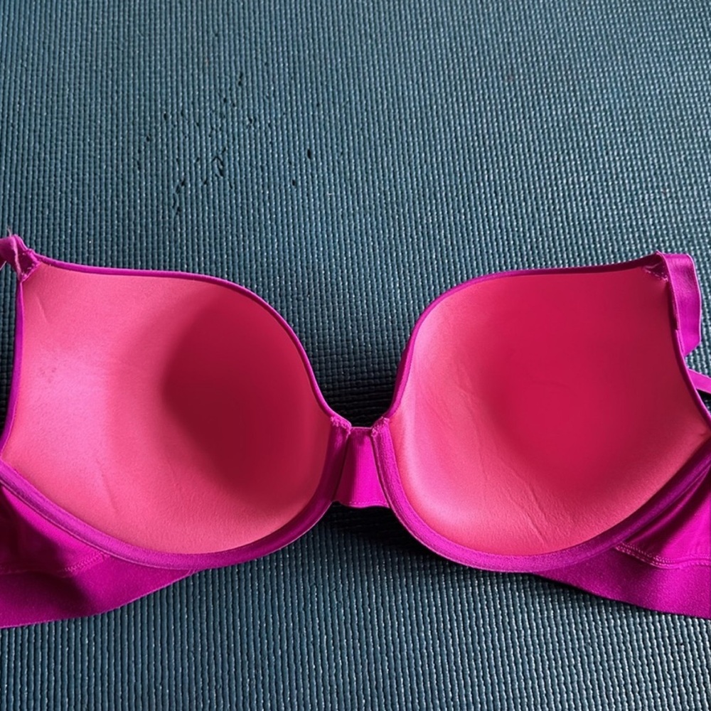 SALE**Gorgeous VS PINK push up bra - Picture 6 of 7
